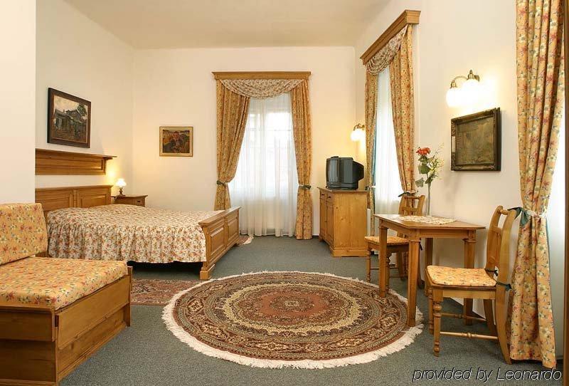 Hotel Oldinn Чески-Крумлов Экстерьер фото