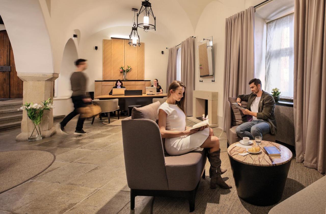 Hotel Oldinn Чески-Крумлов Экстерьер фото